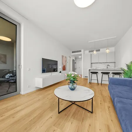 Castle View In Sky Park By Zaha Hadid Apartamento *